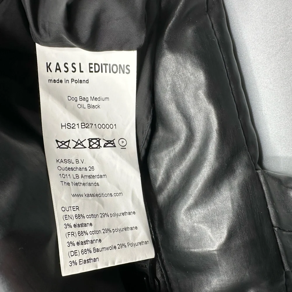 KASSL EDITIONS Pillow Puffy Oil Black Dog Carrier Bag